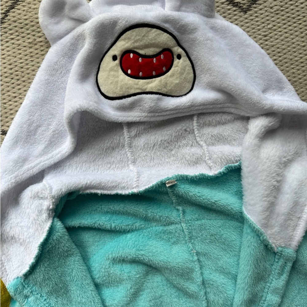 Adventure Time - Picture 2 of 6